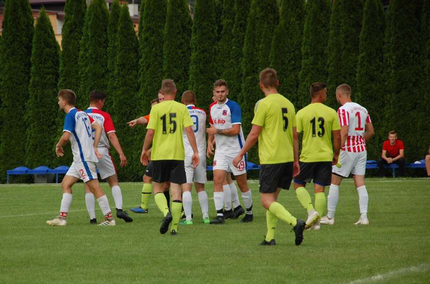 V liga krośnieńska. Mecz LKS Skołyszyn - Iskra Przysietnica