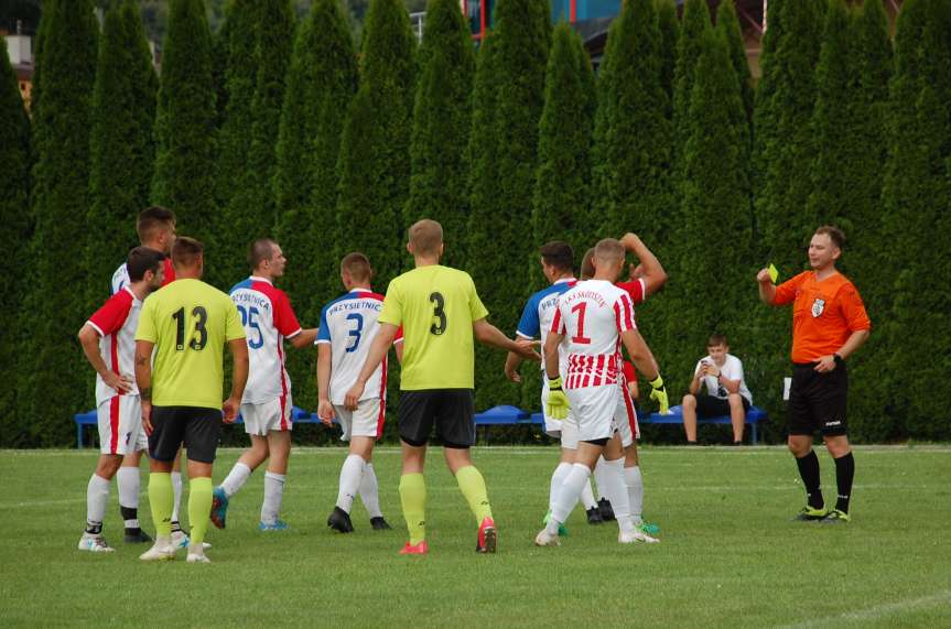 V liga krośnieńska. Mecz LKS Skołyszyn - Iskra Przysietnica