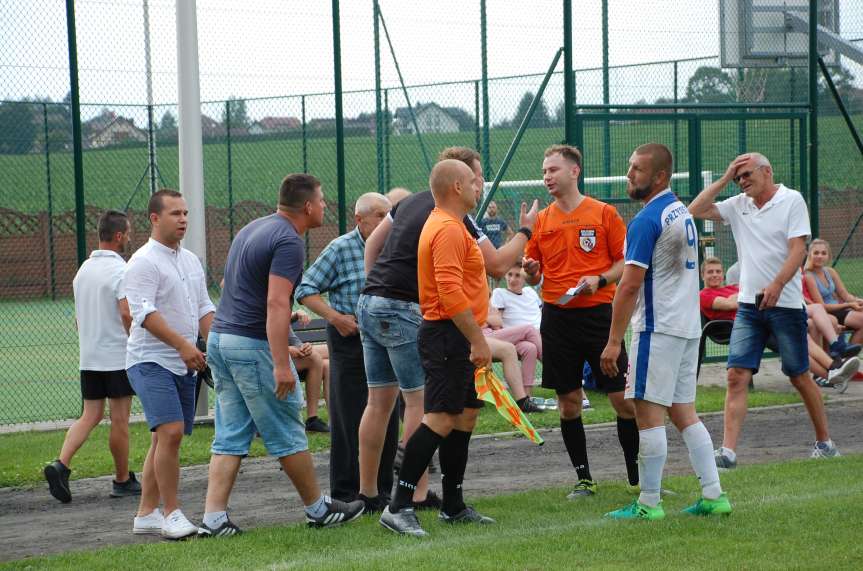 V liga krośnieńska. Mecz LKS Skołyszyn - Iskra Przysietnica