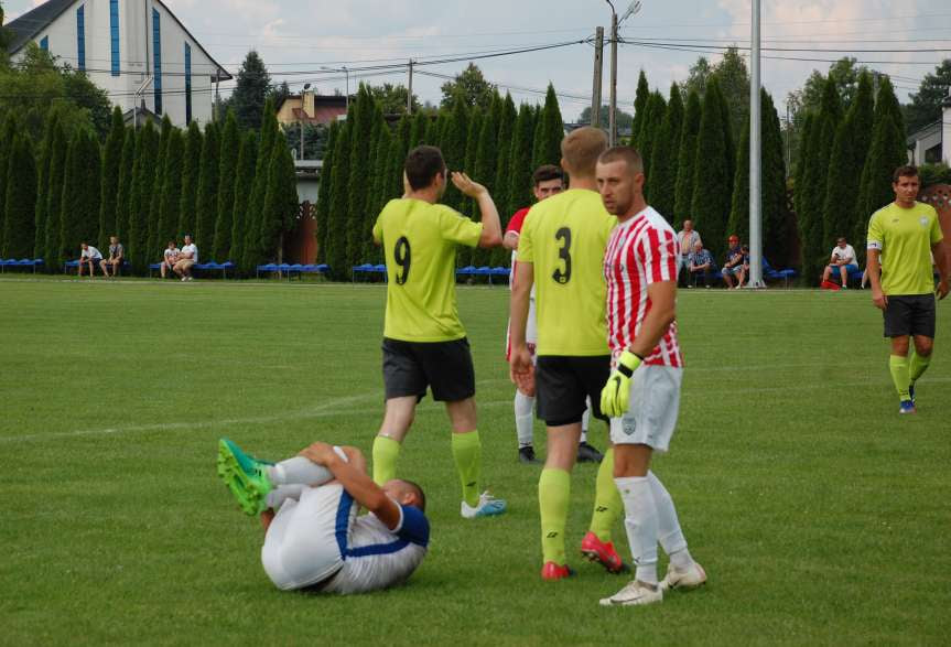 V liga krośnieńska. Mecz LKS Skołyszyn - Iskra Przysietnica