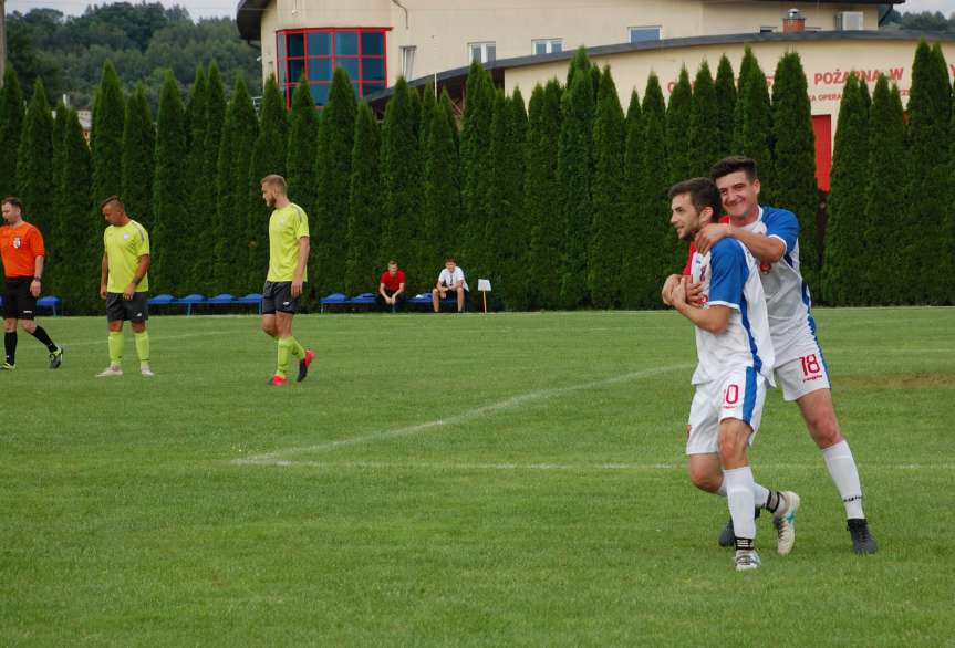 V liga krośnieńska. Mecz LKS Skołyszyn - Iskra Przysietnica
