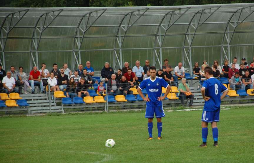 V liga krośnieńska. Mecz Ostoja Kołaczyce - Tempo Nienaszów 4-5