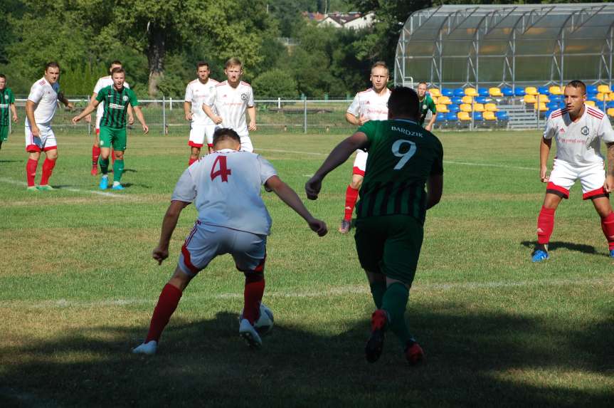 V liga krośnieńska. Mecz Ostoja Kołaczyce - Zamczysko Odrzykoń 1-4