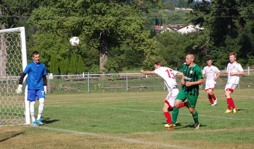 V liga krośnieńska. Mecz Ostoja Kołaczyce - Zamczysko Odrzykoń 1-4