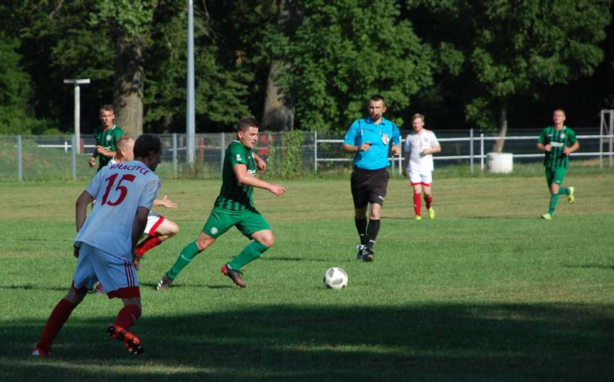 V liga krośnieńska. Mecz Ostoja Kołaczyce - Zamczysko Odrzykoń 1-4