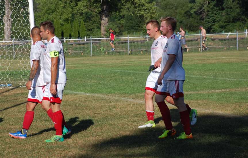 V liga krośnieńska. Mecz Ostoja Kołaczyce - Zamczysko Odrzykoń 1-4