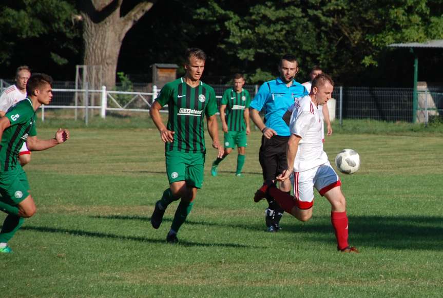 V liga krośnieńska. Mecz Ostoja Kołaczyce - Zamczysko Odrzykoń 1-4