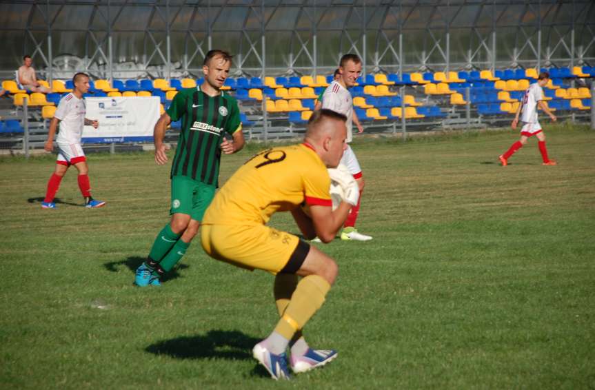 V liga krośnieńska. Mecz Ostoja Kołaczyce - Zamczysko Odrzykoń 1-4