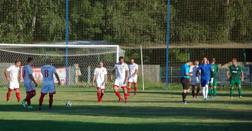 V liga krośnieńska. Mecz Ostoja Kołaczyce - Zamczysko Odrzykoń 1-4
