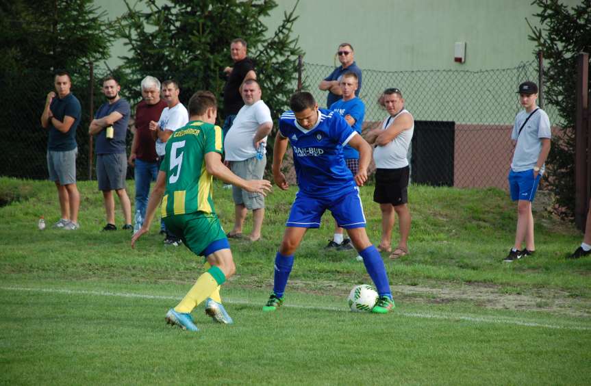 V liga krośnieńska. Mecz Tempo Nienaszów - LKS Czeluśnica 1-0