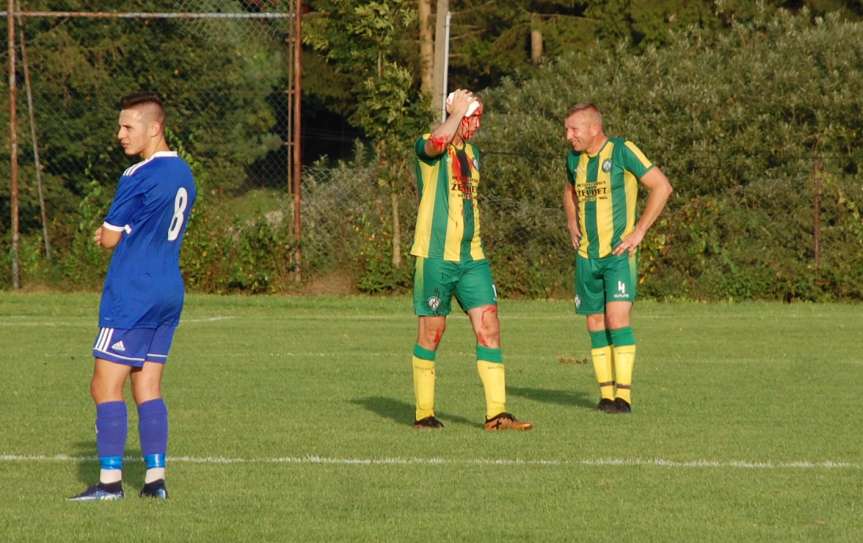 V liga krośnieńska. Mecz Tempo Nienaszów - LKS Czeluśnica 1-0