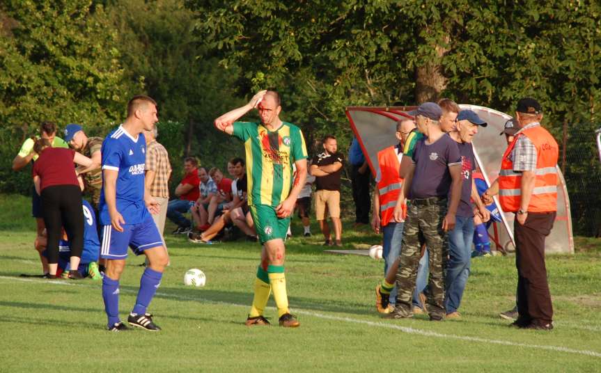 V liga krośnieńska. Mecz Tempo Nienaszów - LKS Czeluśnica 1-0