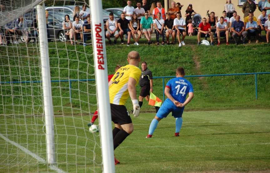 V liga krośnieńska. Mecz Tempo Nienaszów - LKS Skołyszyn 3-2