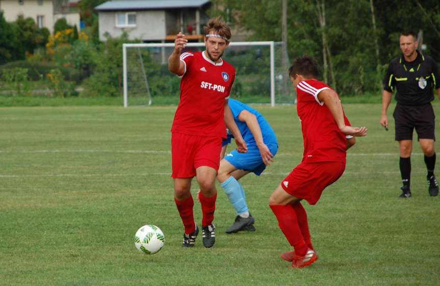 V liga krośnieńska. Mecz Tempo Nienaszów - LKS Skołyszyn 3-2