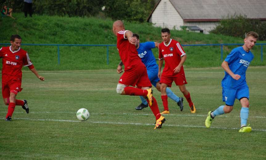 V liga krośnieńska. Mecz Tempo Nienaszów - LKS Skołyszyn 3-2