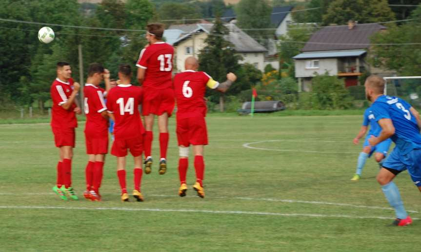 V liga krośnieńska. Mecz Tempo Nienaszów - LKS Skołyszyn 3-2