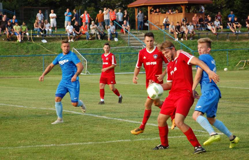V liga krośnieńska. Mecz Tempo Nienaszów - LKS Skołyszyn 3-2