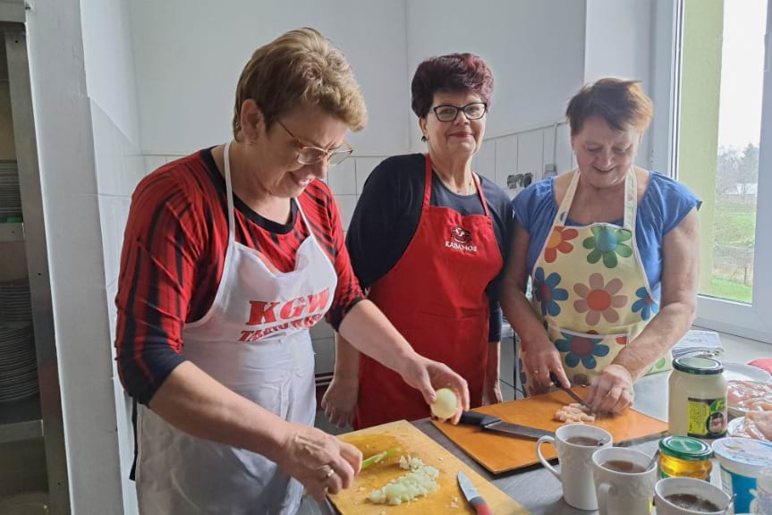 Warsztaty kulinarne w Tarnowcu dla seniorów