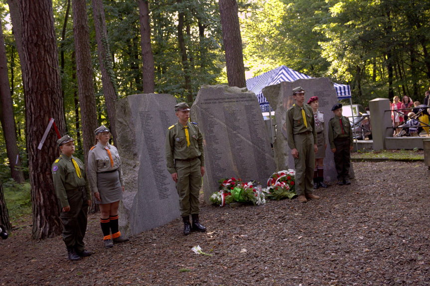 Warzyce oddali hołd ofiarom terroru hitlerowskiego