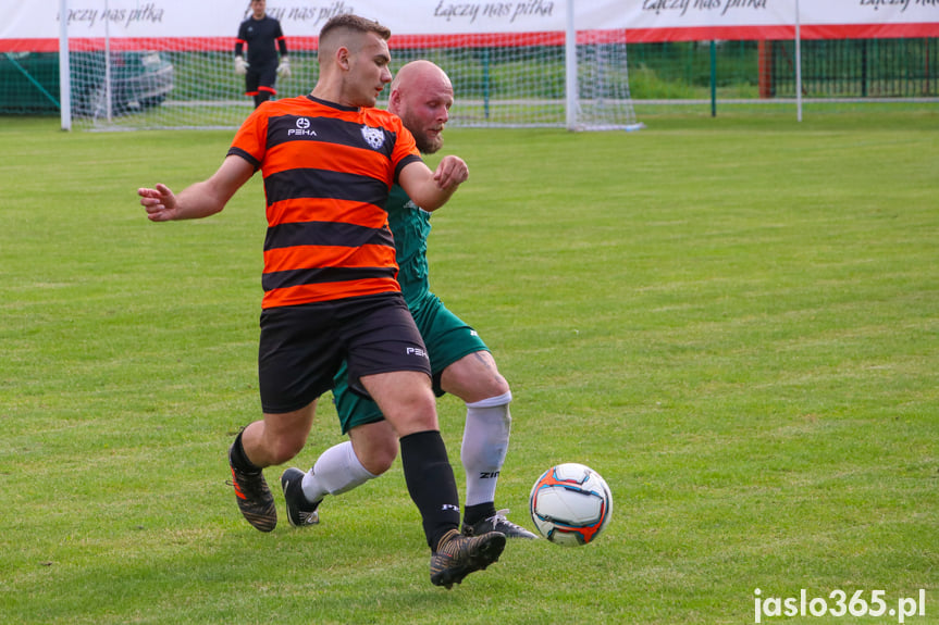 Wisłok Sieniawa - LKS Skołyszyn 2:2