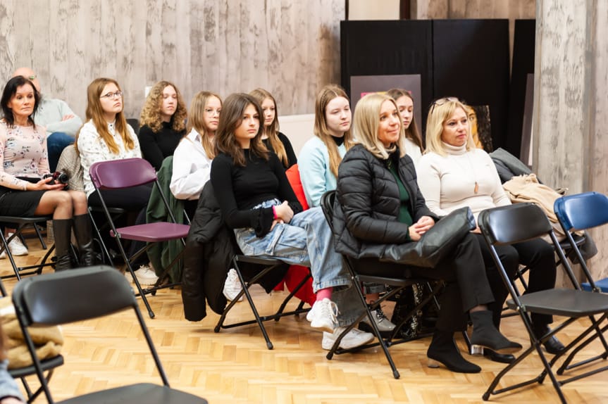 Wręczono nagrody w IV Konkursie Plastycznym "Kobiety popkultury"