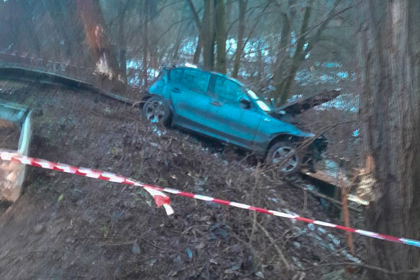 Wypadek osobówki w Żółkowie