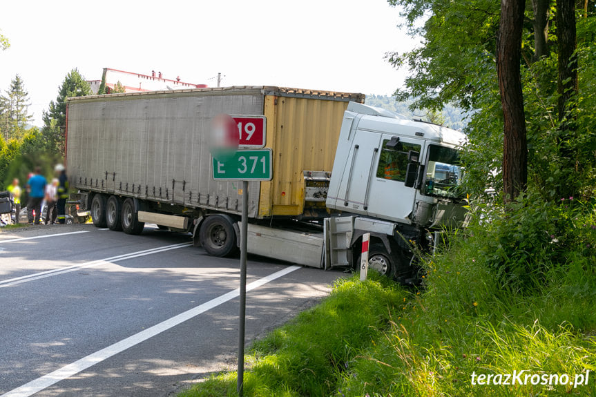 Wypadek w Tylawie na DK19