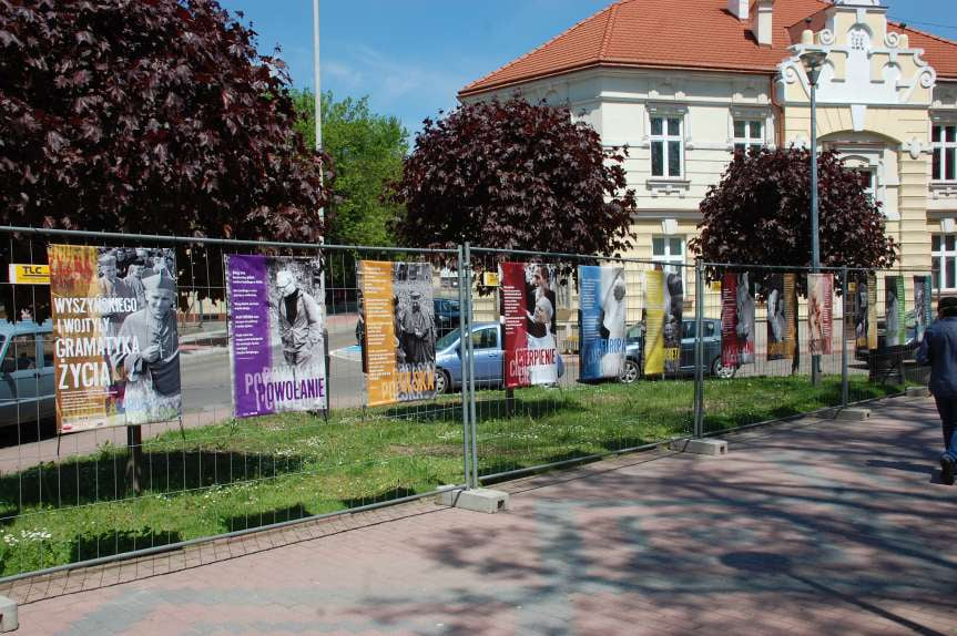 Wystawa w Jaśle z okazji setnej rocznicy urodzin Jana Pawwła II