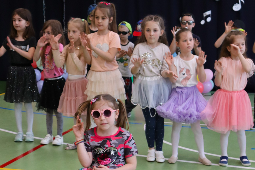 XI Przegląd Piosenki Przedszkolnej "W rytmie disco"