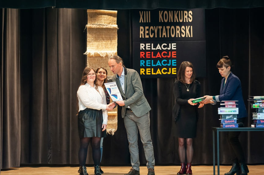 XIII Powiatowy Konkurs Recytatorski "Sensowne Twory Słowne"