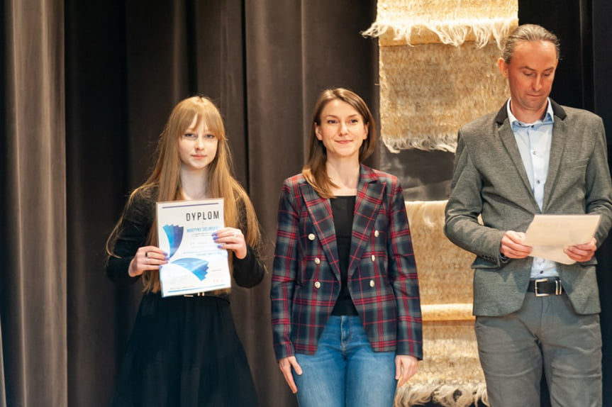 XIII Powiatowy Konkurs Recytatorski "Sensowne Twory Słowne"