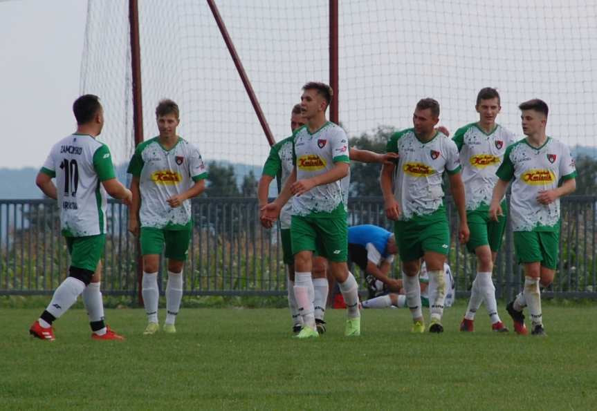 Zamczysko Mrukowa - Nafta Jedlicze 4-3