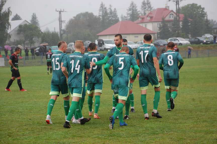 Zamczysko Mrukowa - Partyzant Targowiska 1-1