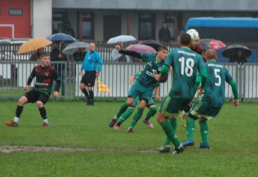 Zamczysko Mrukowa - Partyzant Targowiska 1-1