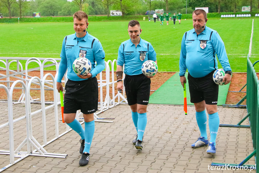 Zamczysko Odrzykoń - Tempo Nienaszów 4:1