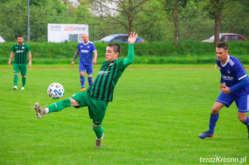 Zamczysko Odrzykoń - Tempo Nienaszów 4:1