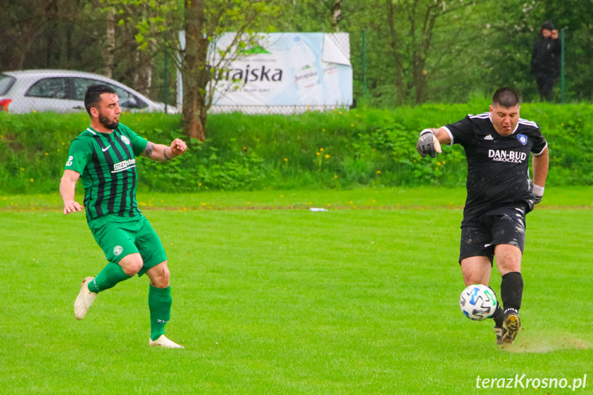 Zamczysko Odrzykoń - Tempo Nienaszów 4:1