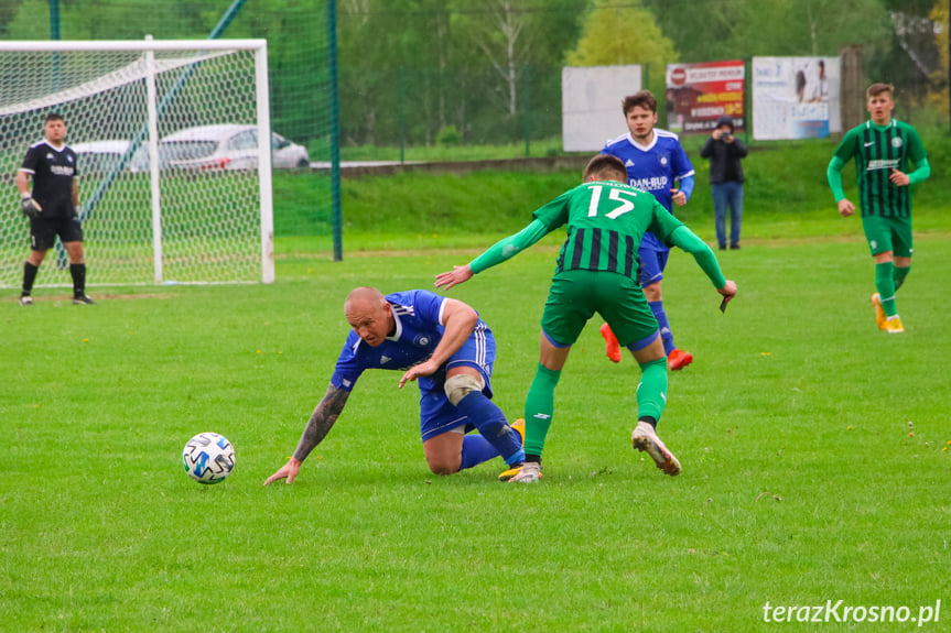 Zamczysko Odrzykoń - Tempo Nienaszów 4:1