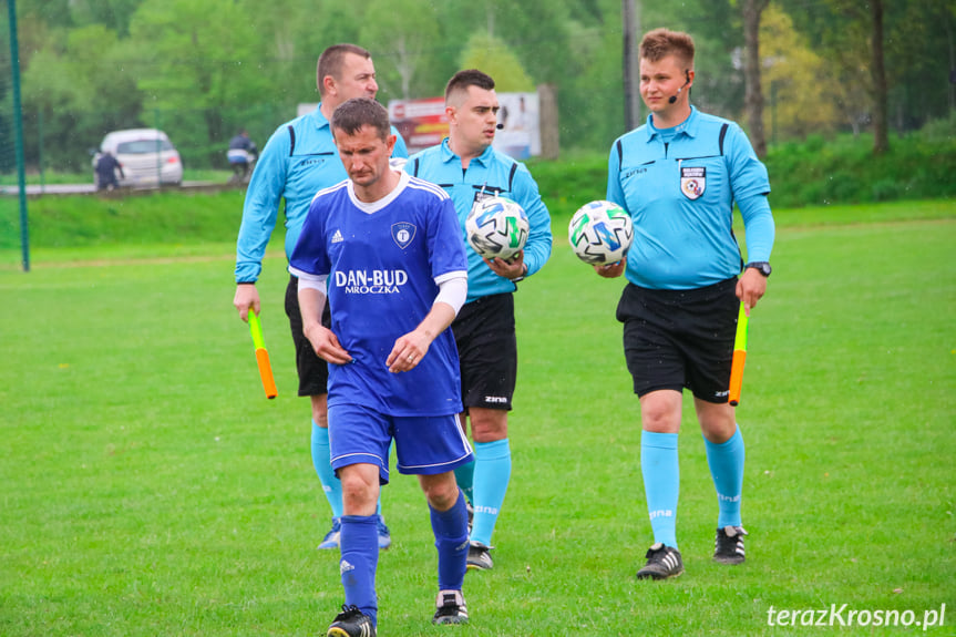 Zamczysko Odrzykoń - Tempo Nienaszów 4:1