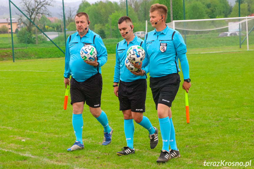 Zamczysko Odrzykoń - Tempo Nienaszów 4:1