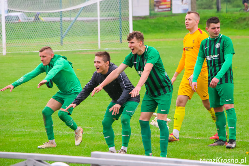 Zamczysko Odrzykoń - Tempo Nienaszów 4:1