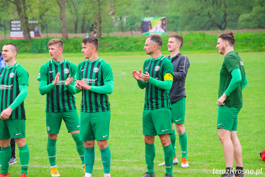 Zamczysko Odrzykoń - Tempo Nienaszów 4:1