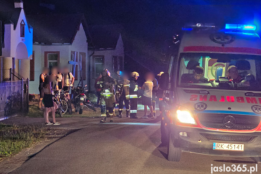 Zderzenie rowerzysty ze skuterem w Mrukowej