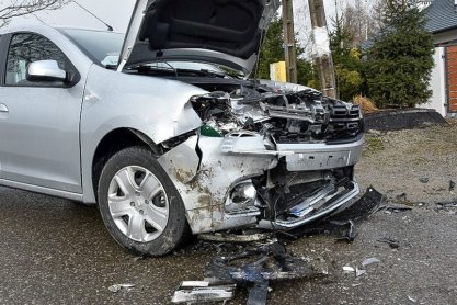 20-latek spowodował kolizję w Sieklówce. Odjechał z miejsca, był nietrzeźwy