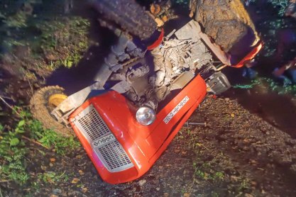 27-letni traktorzysta zginął podczas prac leśnych