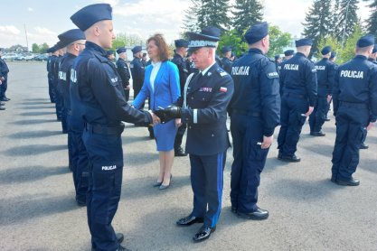 78 nowych podkarpackich policjantów złożyło ślubowanie