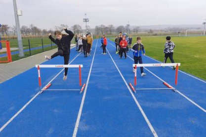 Ćwiczyli na stadionie w Czeluśnicy