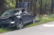 Dachowanie osobowego citroena