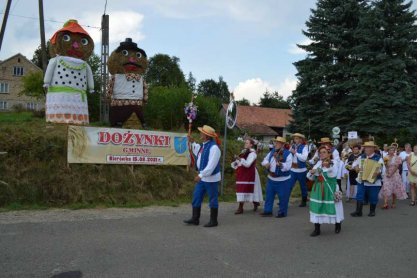 Dożynki w Bierówce. Rolnicy z gminy Jasło dziękowali za plony