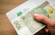 Fake news o wyrównaniu świadczenia 500+ do kwoty 800 zł